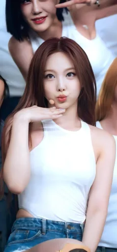 Nayeon